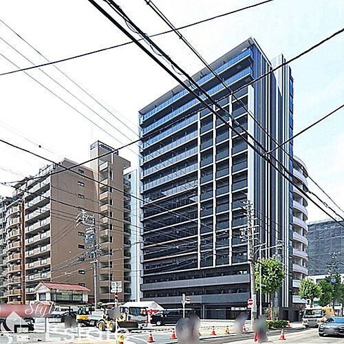 愛知県名古屋市中区富士見町 15階建