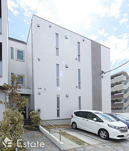 愛知県名古屋市天白区弥生が岡 3階建 築6年6ヶ月