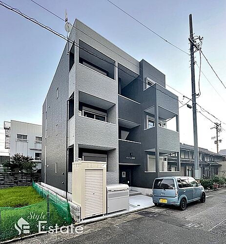 愛知県名古屋市中村区本陣通５丁目 3階建 築2年10ヶ月