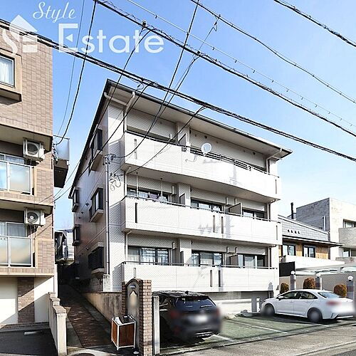 愛知県名古屋市名東区高社２丁目 築27年11ヶ月 3階建