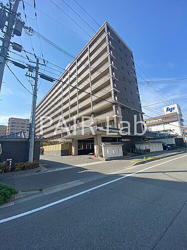 エイジングコート姫路 10階建