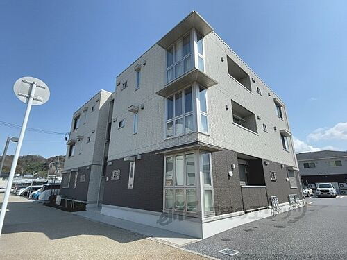 滋賀県彦根市駅東町 3階建 築6年5ヶ月