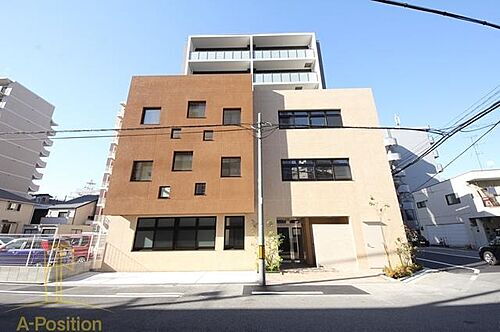大阪府大阪市北区中津７丁目 7階建