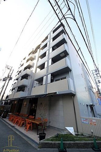 大阪府大阪市西区靱本町１丁目 7階建