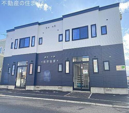 北海道札幌市南区南沢四条２丁目 2階建