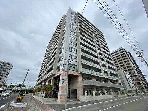 北海道札幌市中央区北六条西１０丁目 14階建 築3年9ヶ月