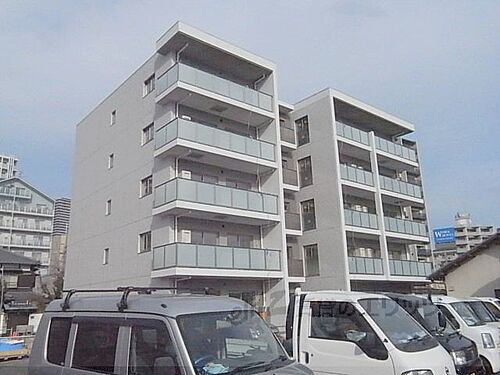 大阪府高槻市上田辺町 賃貸マンション