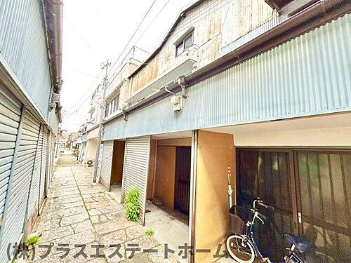 兵庫県神戸市長田区東尻池町４丁目 2階建