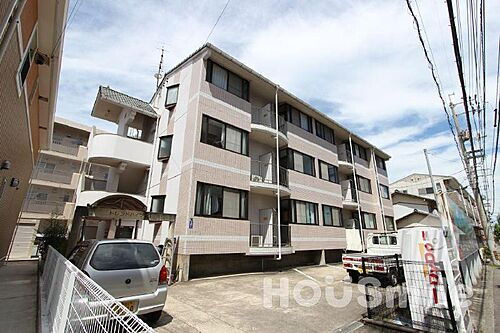 徳島県徳島市住吉４丁目 3階建 築35年5ヶ月
