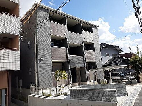 大阪府高槻市安岡寺町１丁目 築4年4ヶ月 3階建