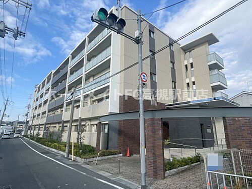大阪府高槻市川添２丁目 築10年7ヶ月 5階建