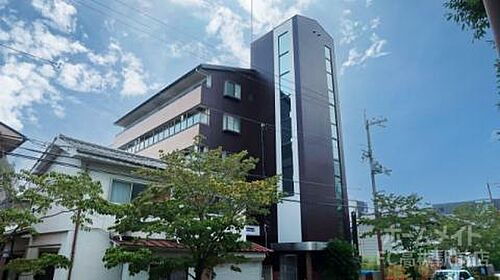 大阪府高槻市芥川町３丁目 5階建 築30年3ヶ月