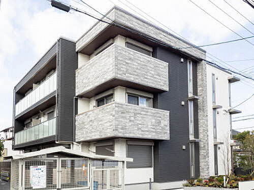 滋賀県栗東市小柿２丁目 築6年12ヶ月 3階建