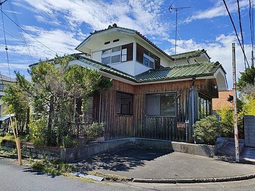 滋賀県近江八幡市緑町１丁目 賃貸一戸建て
