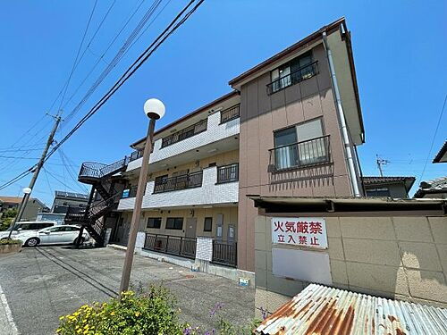 滋賀県近江八幡市上野町 築22年3ヶ月 3階建