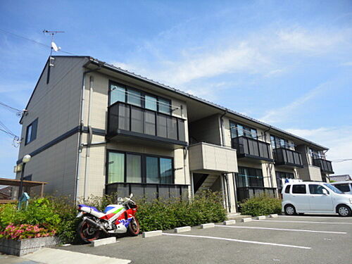 滋賀県長浜市祇園町 2階建