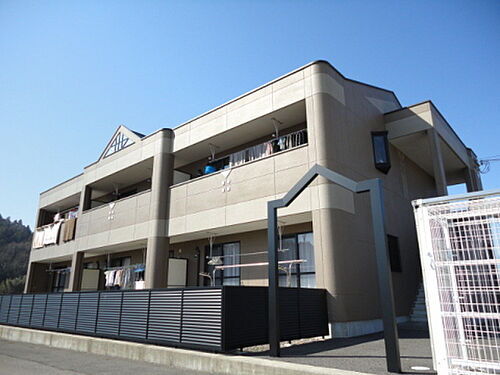 滋賀県米原市村居田 2階建 築18年8ヶ月