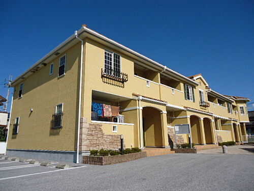 滋賀県彦根市小泉町 2階建 築18年3ヶ月