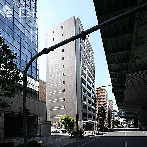 愛知県名古屋市東区泉１丁目 13階建 築7年3ヶ月