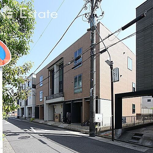 愛知県名古屋市北区清水５丁目 3階建 築11年1ヶ月