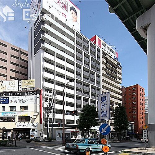 愛知県名古屋市東区泉２丁目 13階建 築6年