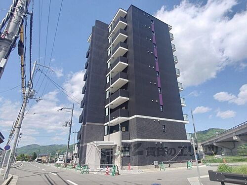 京都府亀岡市亀岡駅北１丁目 9階建 