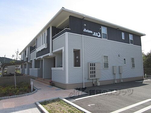 兵庫県丹波篠山市西吹 築6年2ヶ月 2階建