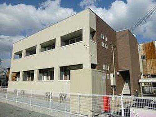 兵庫県姫路市広畑区東新町１丁目 2階建