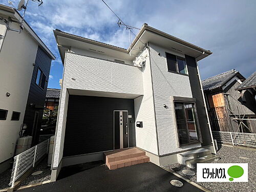 滋賀県近江八幡市安土町小中 築2年9ヶ月 2階建