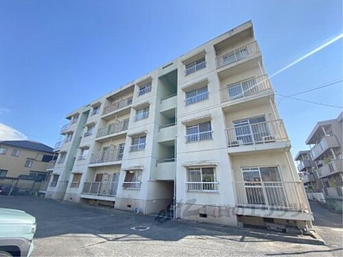 滋賀県大津市大萱５丁目 4階建 築41年7ヶ月