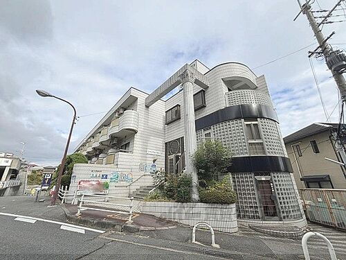 奈良県生駒市東新町 築41年8ヶ月 3階建