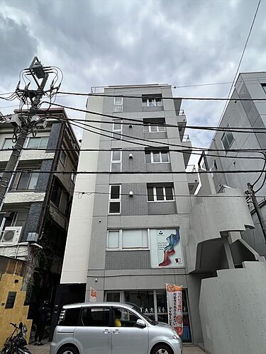 東京都新宿区水道町 地上7階地下1階建 築36年