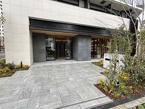 東京都品川区西大井１丁目 地上14階地下14階建 築1年未満