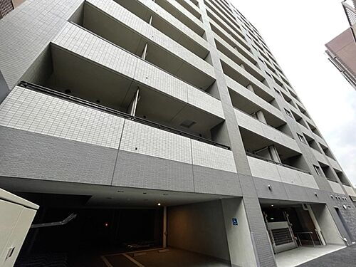東京都新宿区東榎町 地上13階地下1階建