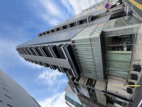 東京都港区浜松町１丁目 11階建 築7年
