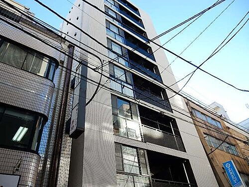 東京都千代田区神田富山町 9階建
