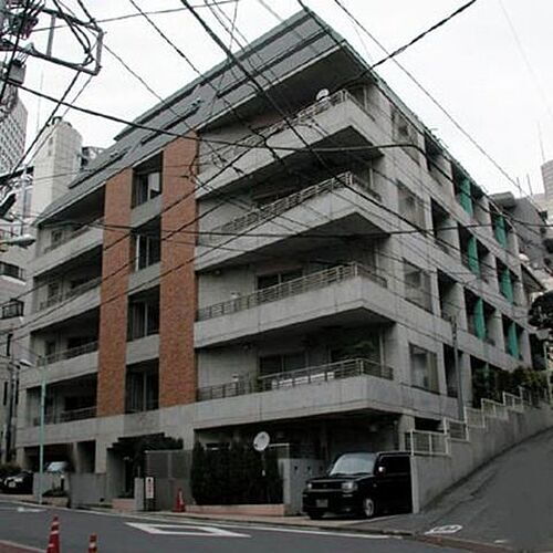 東京都渋谷区代々木２丁目 地上7階地下1階建