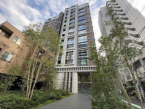 東京都新宿区南山伏町 地上13階地下1階建 築4年4ヶ月