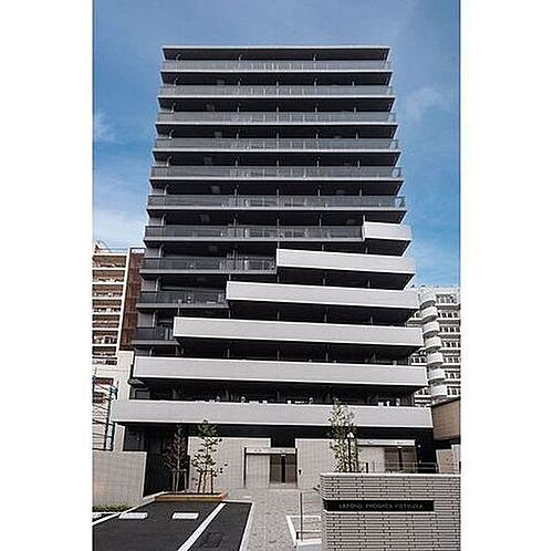 東京都新宿区四谷坂町 13階建 築4年3ヶ月