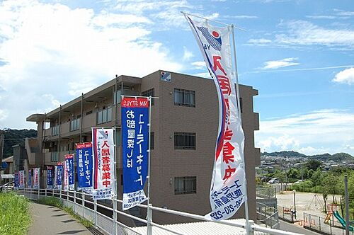 鹿児島県鹿児島市山田町 3階建 築13年4ヶ月