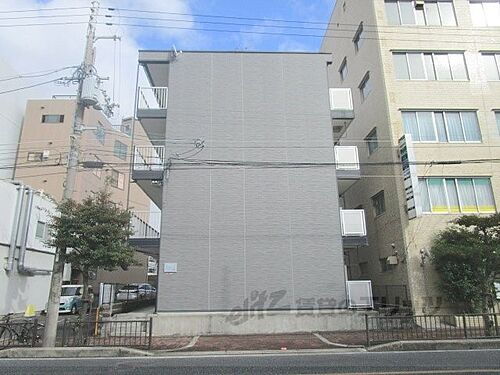 大阪府枚方市大垣内町２丁目 築16年7ヶ月 4階建