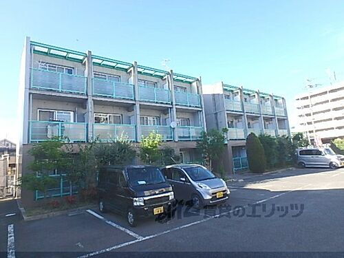 大阪府枚方市磯島元町 築28年10ヶ月 3階建