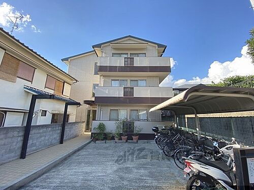 大阪府寝屋川市郡元町 築36年2ヶ月 3階建