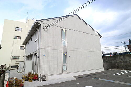 兵庫県三木市府内町 2階建
