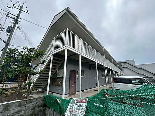 ロイヤルハイツＩＩＩ 2階建