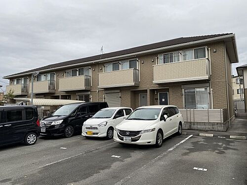 兵庫県姫路市飾磨区中浜町２丁目 2階建