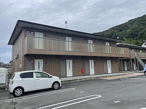 兵庫県姫路市砥堀 2階建 築15年8ヶ月