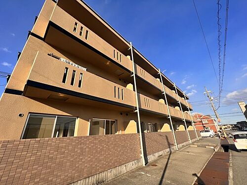 兵庫県姫路市飾磨区城南町１丁目 3階建 築26年11ヶ月