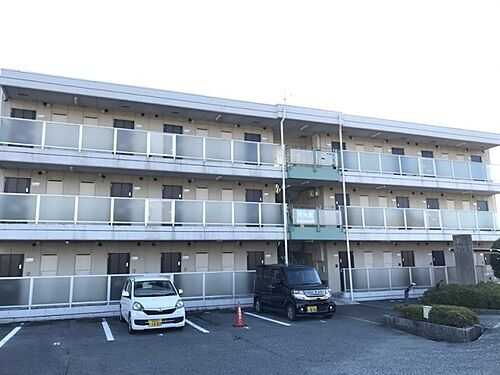 兵庫県姫路市伊伝居 3階建