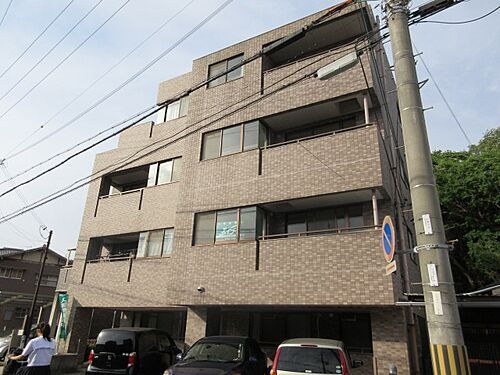 兵庫県姫路市大塩町 4階建